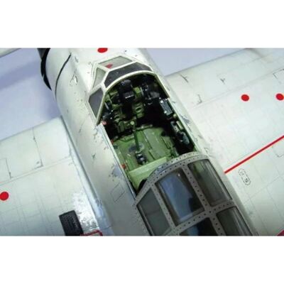 Trumpeter A6M2B Modell 21 ZERO FIGHTER - Flugzeugmodell Trumpeter A6M2B Modell 21 ZERO FIGHTER - Flugzeugmodell