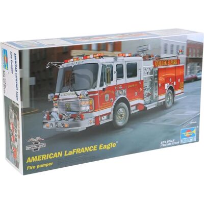 Trumpeter 1:25 LaFrance Eagle Feuerwehrmodellbausatz Trumpeter 1:25 LaFrance Eagle Feuerwehrmodellbausatz