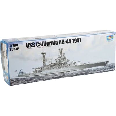 Maquette de bateau USS California BB-44 1941 - Échelle 1/700 - Publicité Maquette de bateau USS California BB-44 1941 - Échelle 1/700 - Publicité